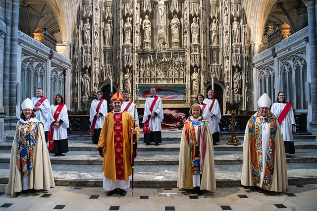 Seventeen new members of the clergy ordained in Winchester
