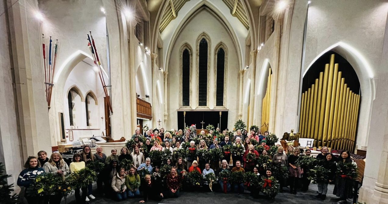 Christmas Wreath-making at St Mary’s Southampton raises money for Amber Chaplains