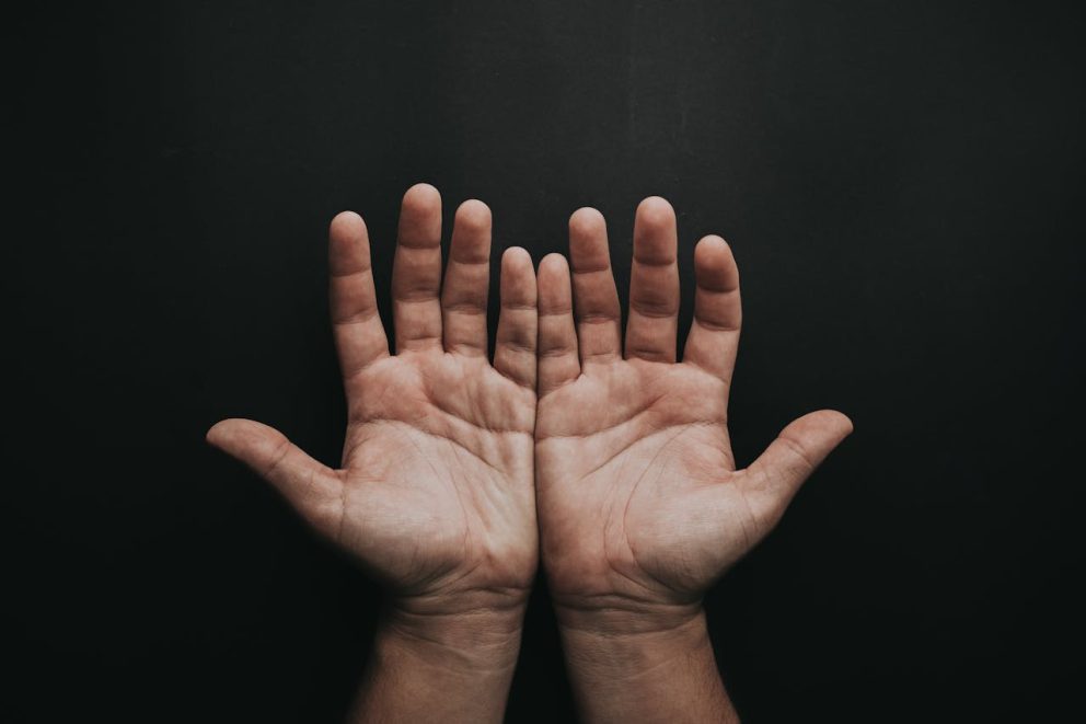 Hands